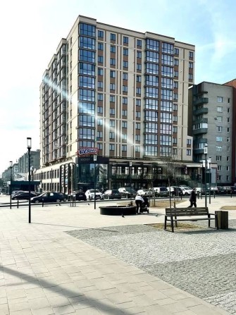 Простора квартира у Луцьку - фото 1