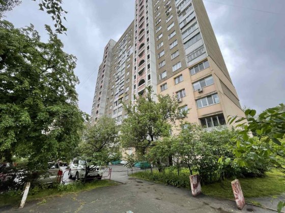 Прода 3 кімнатной квартири  вул. Полярна 8г, Оболонський район. Киев