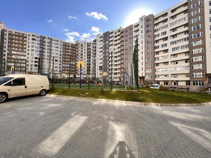 Вкартира Київська 9б - фото 1