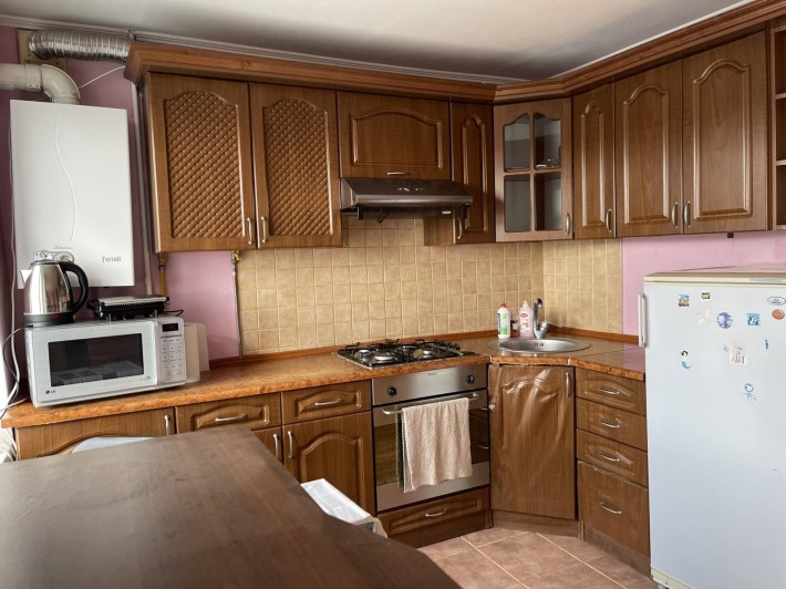 Продаж квартири на Злуки - фото 1