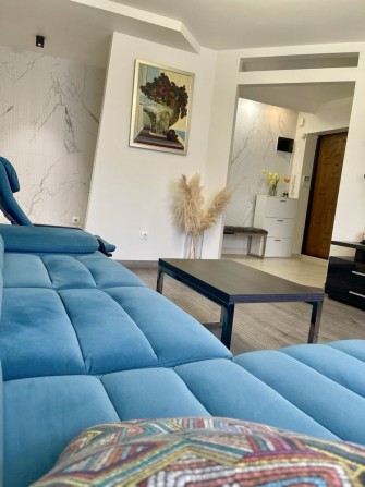 Продається 3 кімнатна квартира на Новому світі, з виглядом на озеро - фото 1