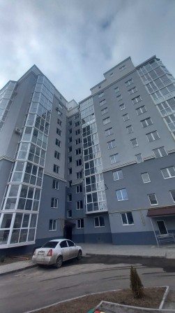Продам 1ком в Центре в новострое+ кладовка в Ипотеку - фото 1