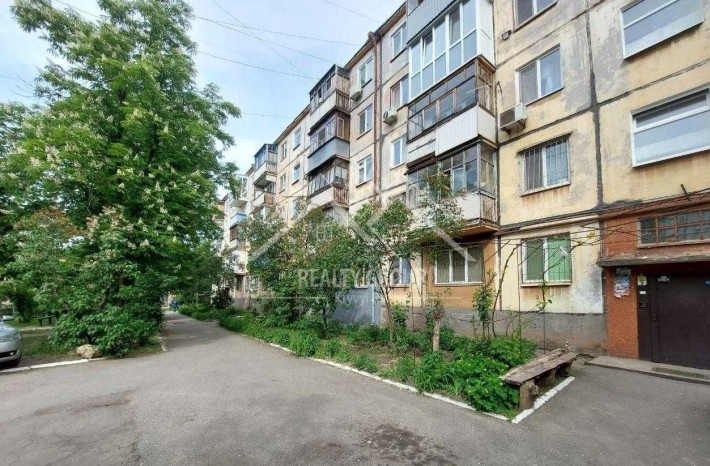 Продаж 3к квартири у ЦМ р-ні поряд із пл.Визволення по вул.Лермонтова - фото 1