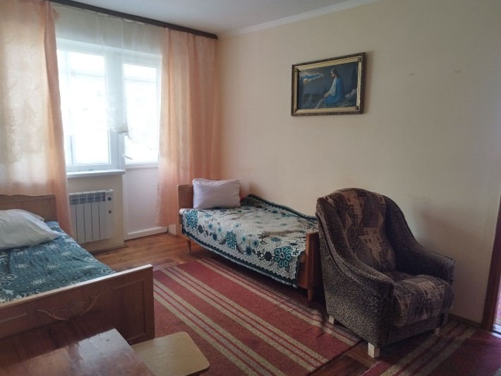 Здається 2 кімнатна квартира надовго - фото 1