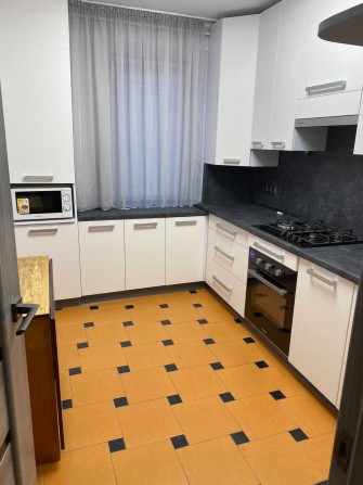 Двокімнатна квартира в оренду - фото 1