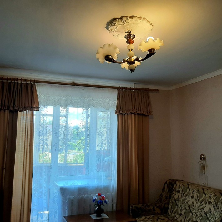 1к квартира по вулиці Івана Сірка на другому поверсі - фото 1