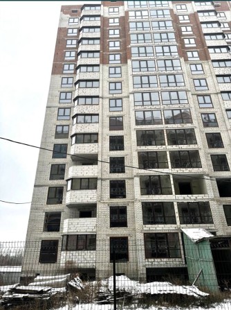 В продажі 2 к кв пр Лушпи - фото 1