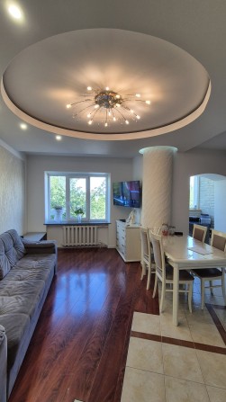 Продаж 3-К квартири в цегляному будинку - фото 1