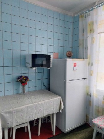 Продам 2к квартиру біля Троїцького собору, цегла, 2й поверх - фото 1