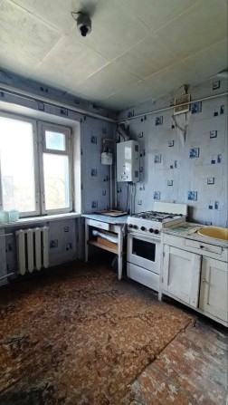 Продам 2 кімнатну квартиру по Металургів 9 - фото 1