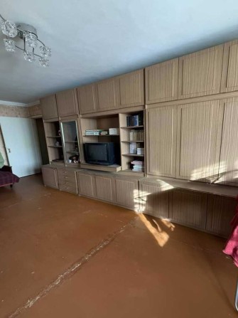 4к квартира, ЦІНА ВАС ЗДИВУЄ, р-н Алмазний, біля 26ї школи, 2/5 поверх - фото 1