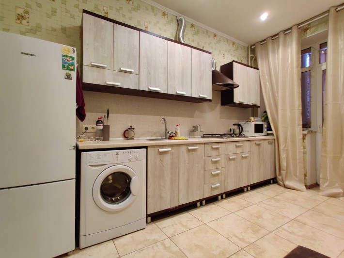 Продам від власника,1 к квартиру а/о,пр -кт Свободи. - фото 1
