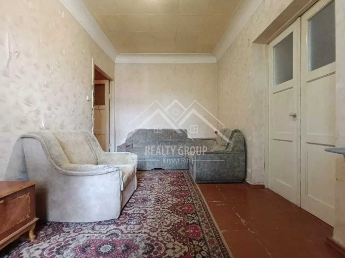 Продаж 2к. квартири на Соцмісті (Сталинка) - фото 1