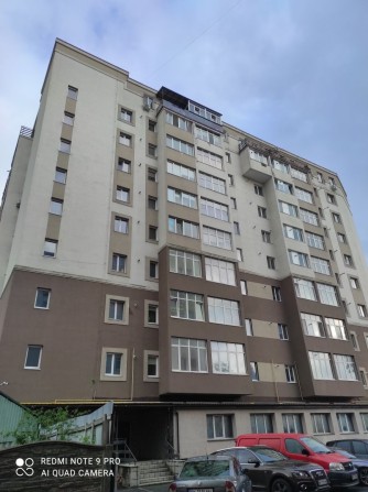 Продам квартиру в центрі міста - фото 1