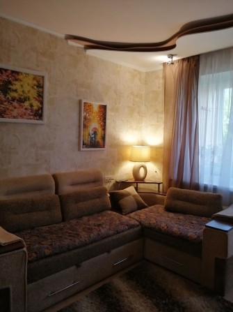 Продам 2 к. квартиру 12 мкр. вул. ЗСУ - фото 1