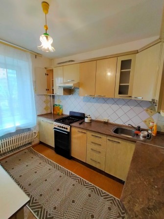 Здається по вул Гречка 2х кім квартира.Тільки дзвонити - фото 1