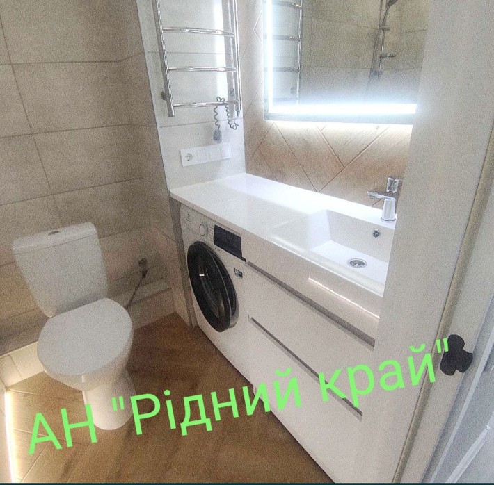 2 кв в самому центрі з сучасним ремонтом - фото 1