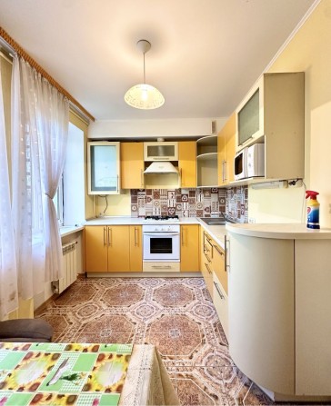 Продаж від Власника 4- кімнатна квартира. Індивідуальне опалення ! - фото 1