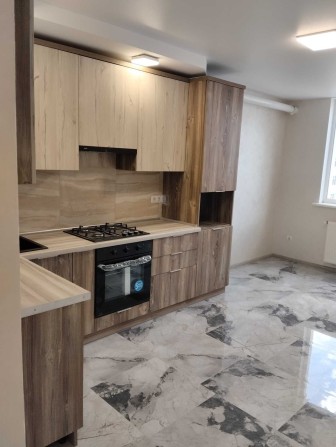 Продаж 1 км квартири на Білогірській, біля центру - фото 1