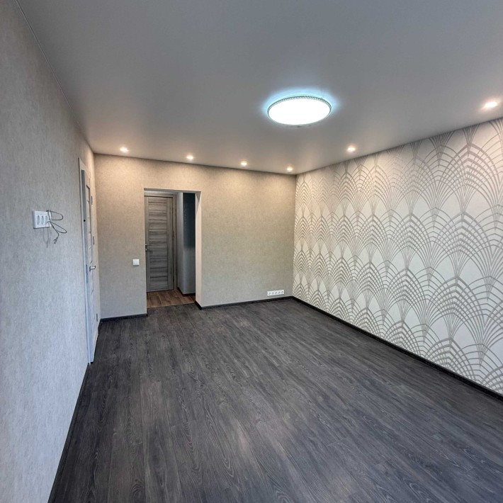 2к. квартира, Центр, Матвійчука, 51м2, з євроремонтом - фото 1