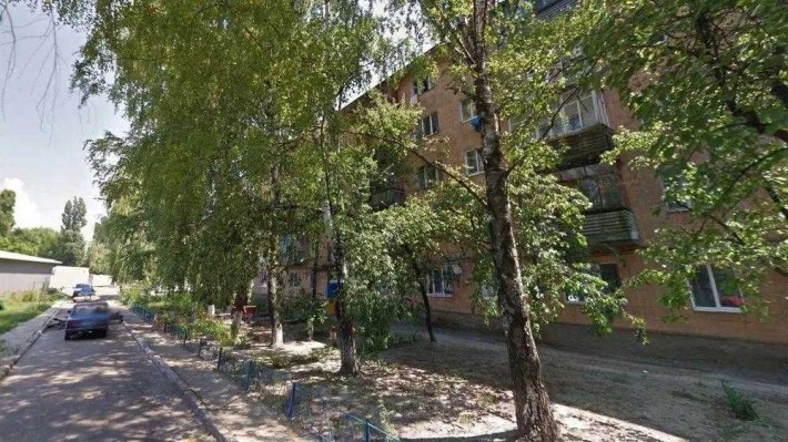 Продається двокімнатна( малосімейка), район Алмазний - фото 1