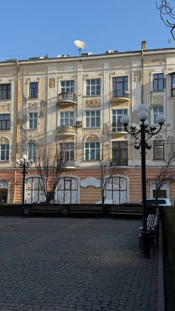 Продаж 2-х кімнатної квартири на площі Філармонії - фото 1