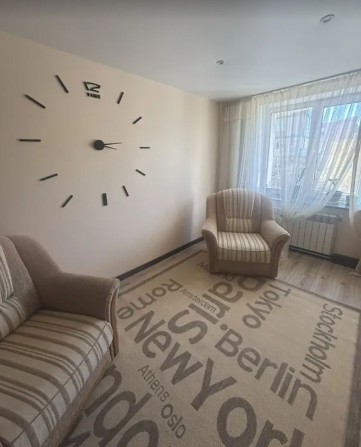 > Продам 2-кімнатну квартиру з кухнею-студією в районі автовокзалу! - фото 1