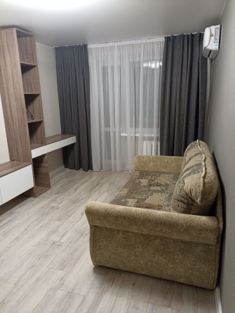 Продам 1 кімнатну квартиру з меблями  та технікою. - фото 1