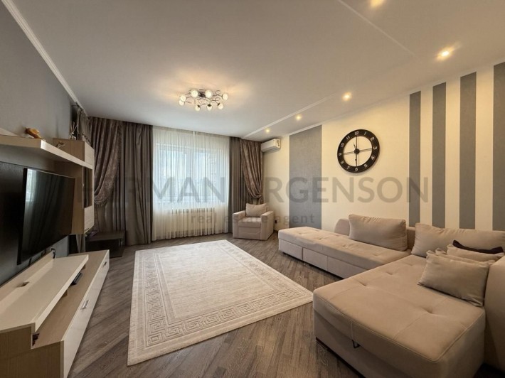 Продаж 3к квартири 120 кв. м / вул. М.Братійчук, ЖК Вишневий сад - фото 1
