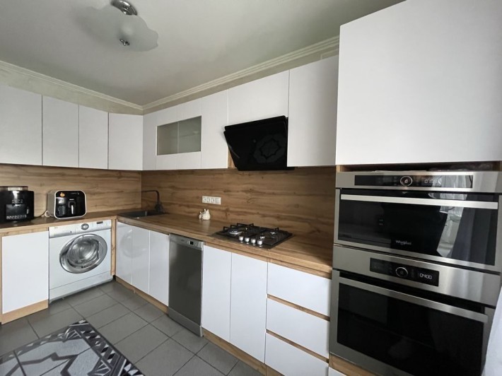 Продам 3 кімнатну квартиру - фото 1