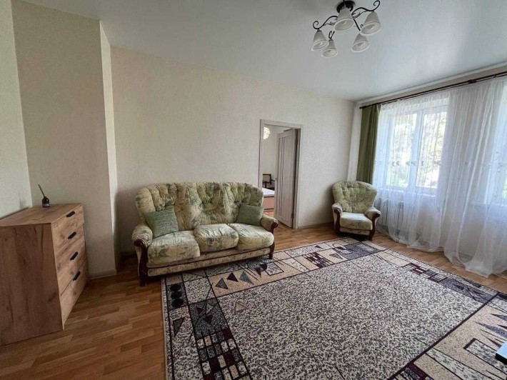 Продаж двокімнатної квартири, центр - фото 1