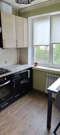 Продаж 2 кімнатної квартири з ремонтом та меблями. - фото 1