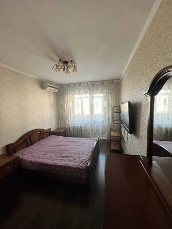 Продаж 3-кімнатної квартири пр. Лушпи. Підходить під єВідновлення! - фото 1