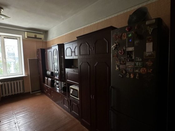 ПРОДАМ ВІД ВЛАСНИКА ! Кімната в гуртожитку ! Кременчук