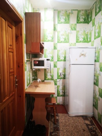Продаж великої кімнати з балконом - фото 1