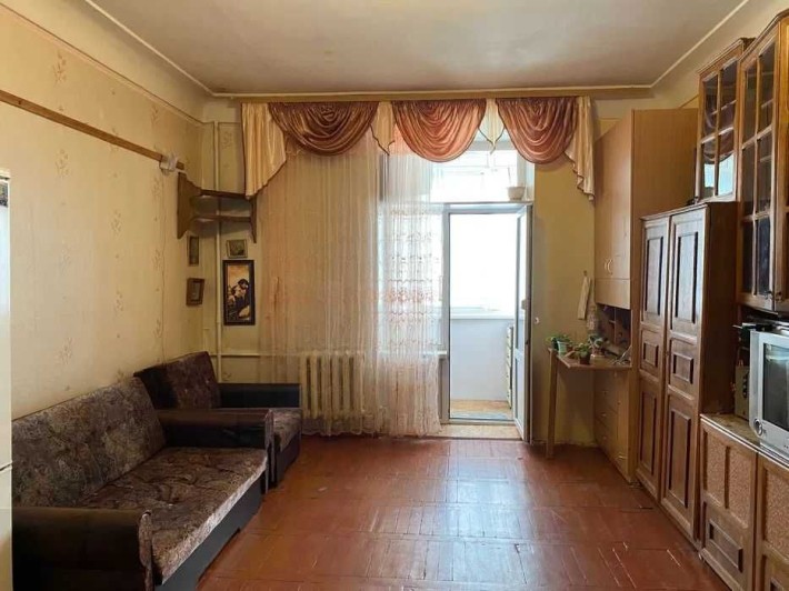 Продаж кімнати в гуртожитку біля ст.метро Нивки вул.Кирпоноса 10/8 - фото 1