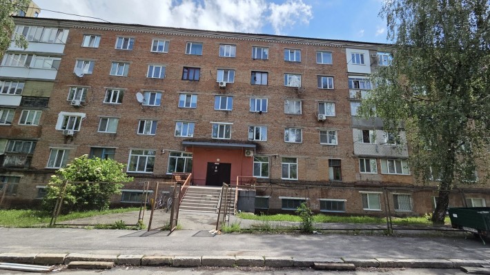 Продам 1 кімнату в гуртожитку 12м2 - фото 1