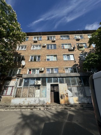 Продаж кімнати в гуртожитку з ремонтом ро вул. Бориспільська Дарнецкий - фото 1