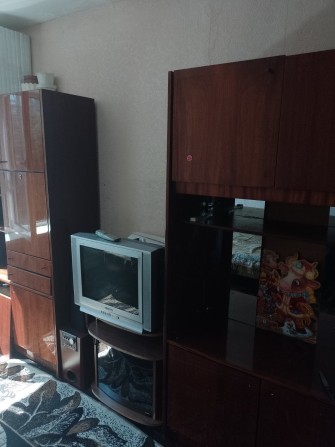Продам кімнату в гуртожитку район Запоріжжя-1 - фото 1