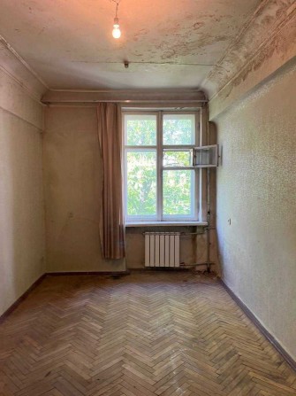 Комната в общежитии Дарница  высокие потолки теплая - фото 1