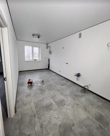 Продаж 1к квартири 43 кв. м на вул. Стадникової Софії - фото 1