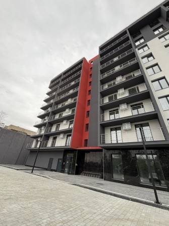 Продаж квартири в зданому будинку, новобудова - фото 1