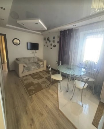 Продам 2-кімнатну квартиру на Київській - фото 1