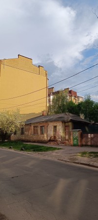 Продам квартиру в приватному будинку в центрі. - фото 1