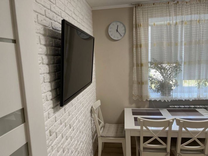 Продаж гарної 2-х кімнатної квартири. Площа 65 м.кв. - фото 1