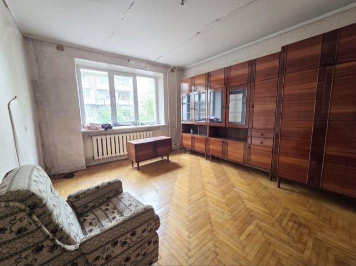 Продам 2х ЧЕШКУ, КОМАРОВА (6 ШКОЛА, ПАРК ЖОВТНЕВИЙ), величезна лоджия! - фото 1