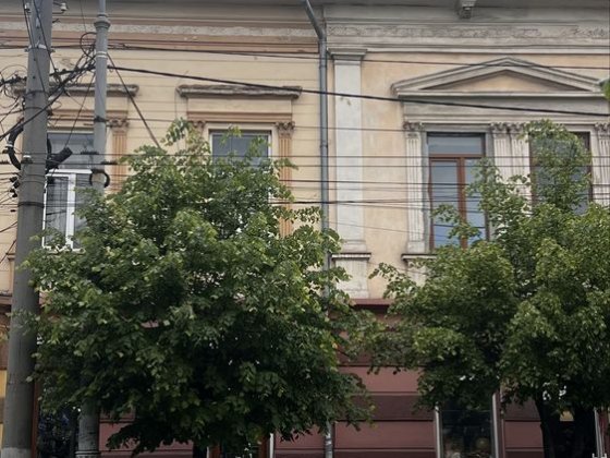 Продаж квартири, яка підійде під хостел чи офіси Черновцы