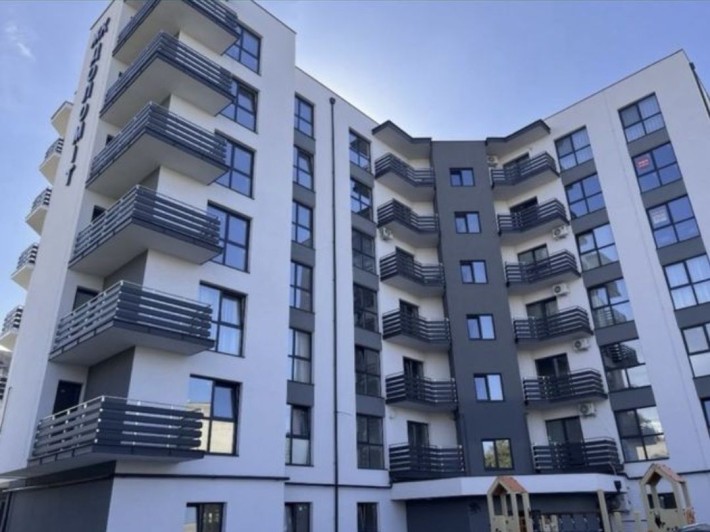 Продаж 2х кімнатної квартири в новобудові - фото 1