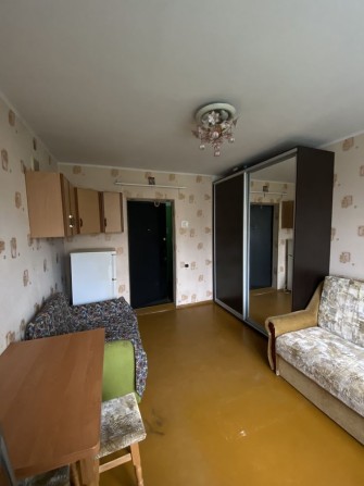Кімната в комунальній квартирі блочного типу - фото 1