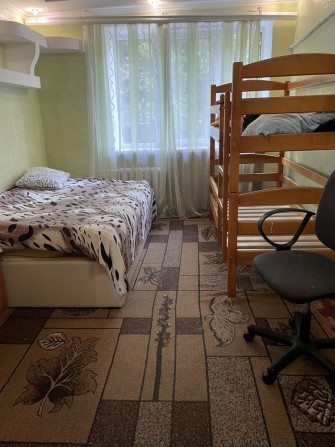 Продам кімнату в комуні. - фото 1